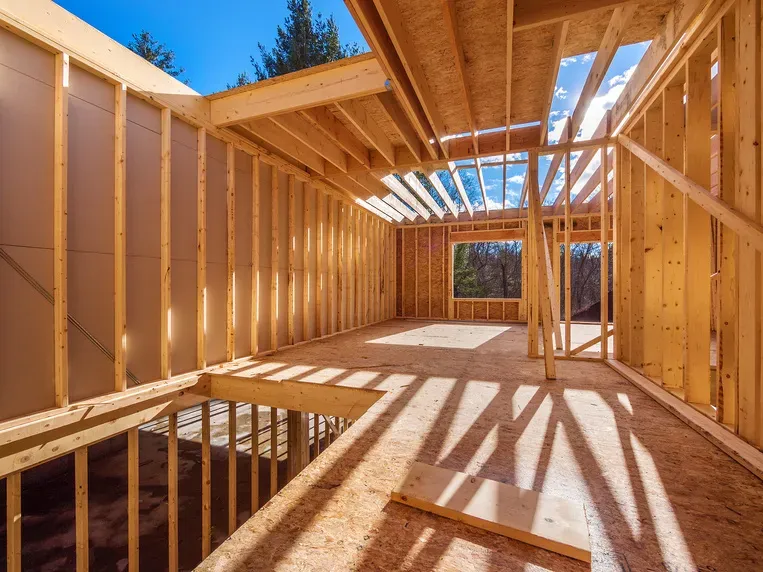 Agencement interieur et exterieur à Miradoux
